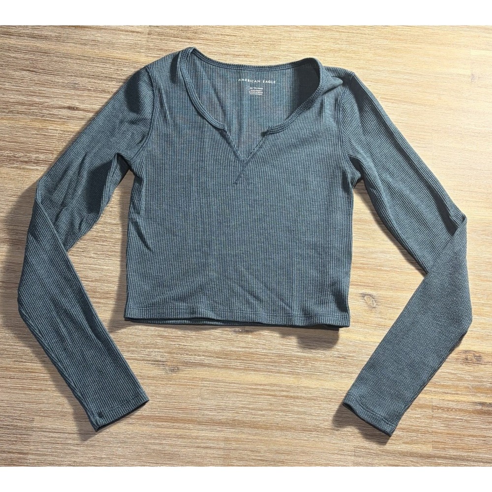 American Eagle emerald green ribbed V-notch long sleeve crop top Size XS - Picture 1 of 10